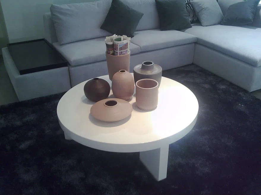 Tables, consoles and tabletops 4C0B61844D2F