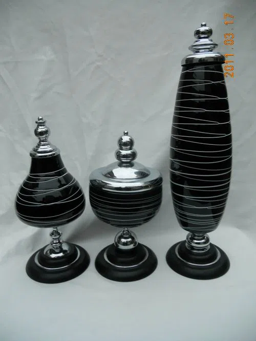 Decor and interior accessory selections DL00020