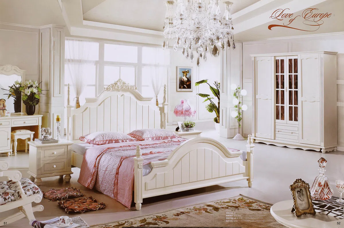 Beds and bedrooms 4C580E04F9B6