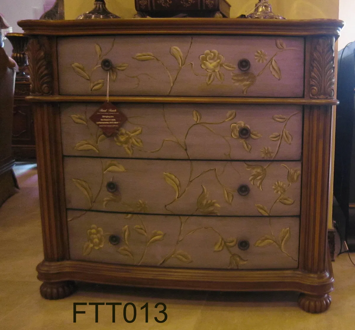 Cabinets, dressers and shelves FTT013