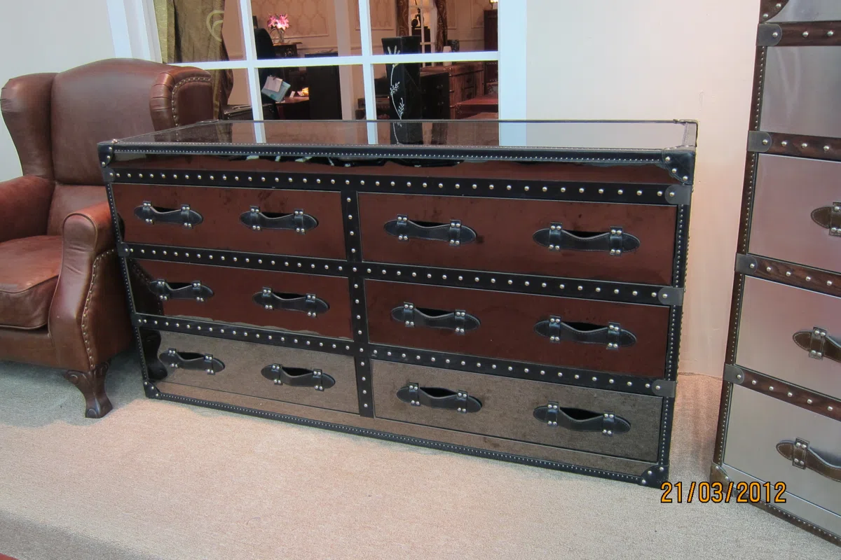 Cabinets, dressers and shelves 4CDBF4CB222F