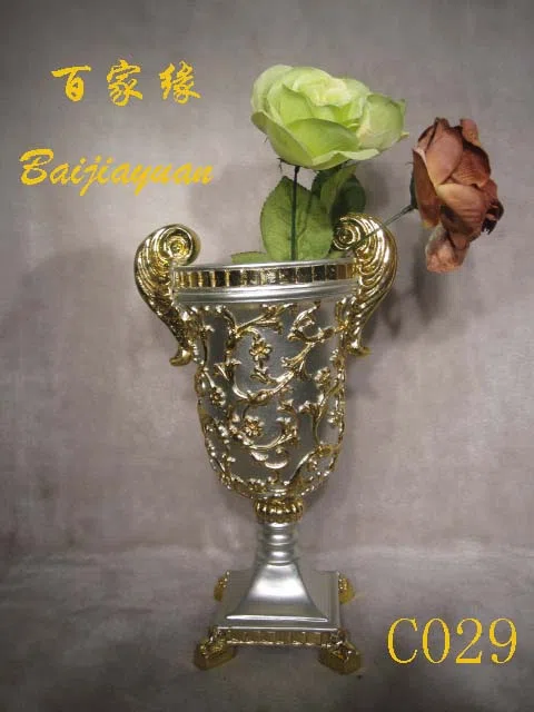 Decor and interior accessory selections C029