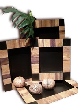 Decor and interior accessory selections YT005-06