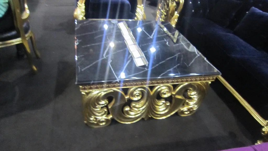 Tables, consoles and tabletops 1 (409)