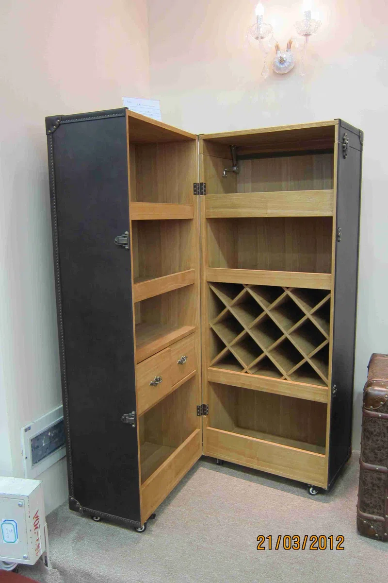 Cabinets, dressers and shelves 53D9B67B1450