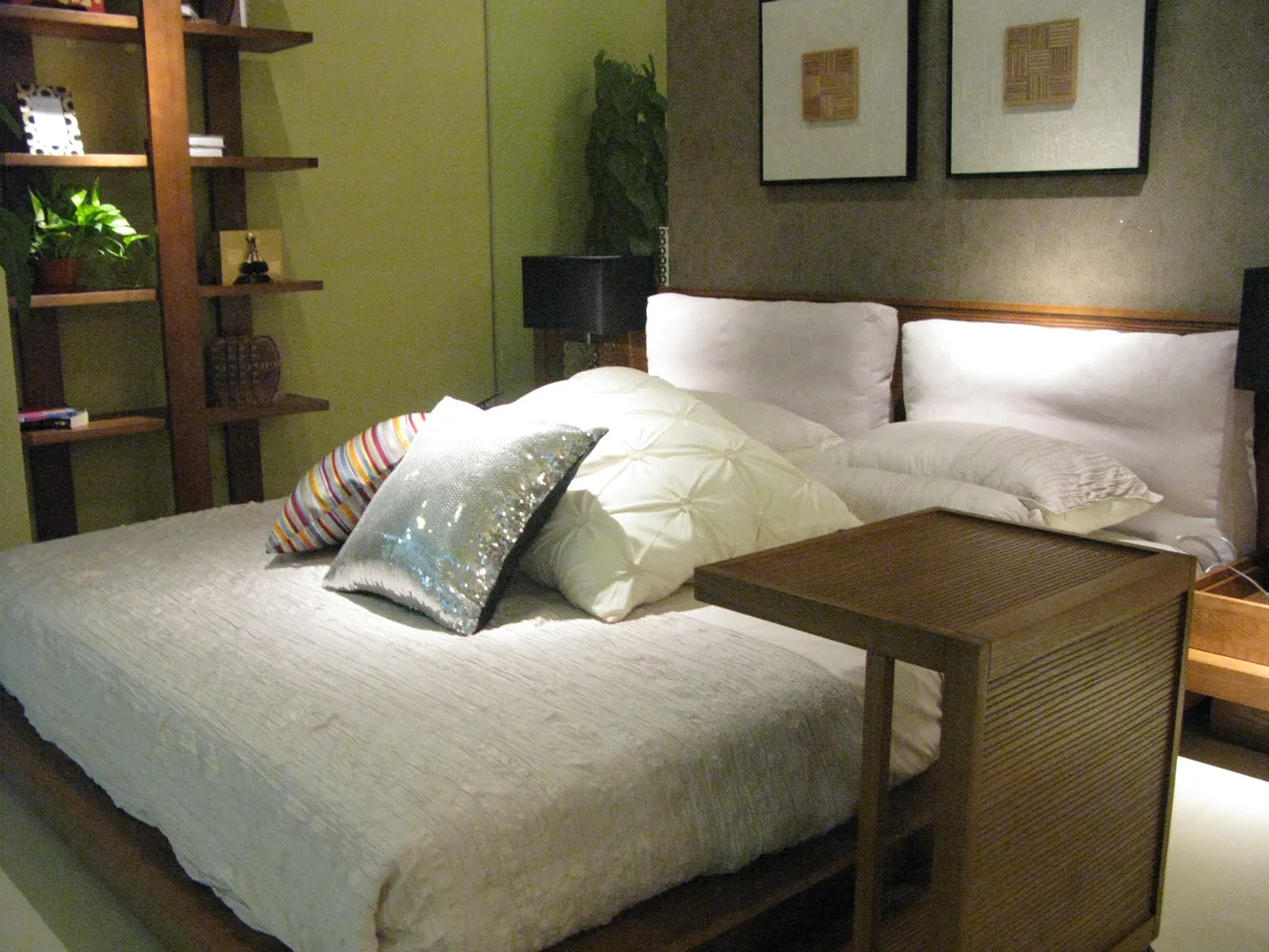 Beds and bedrooms 54B21EAEDDF0