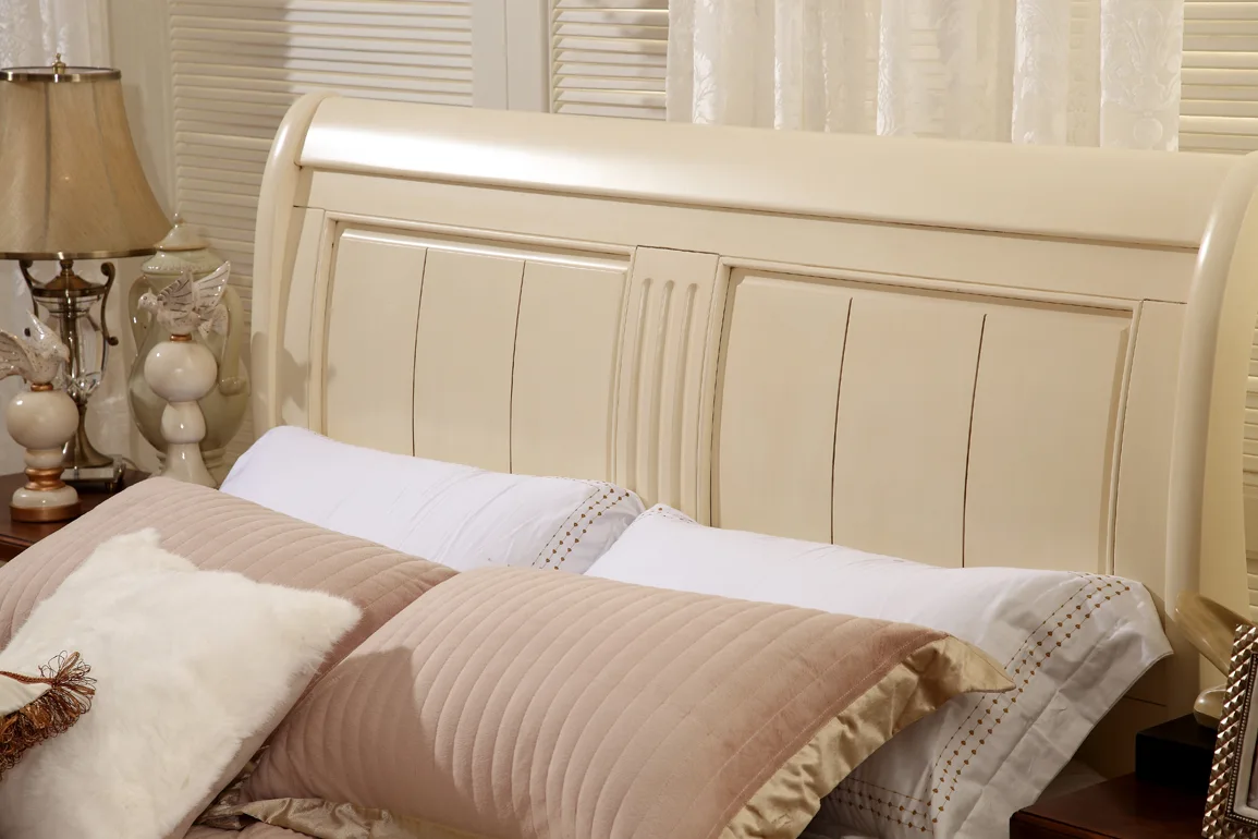 Beds and bedrooms 56942E84498B