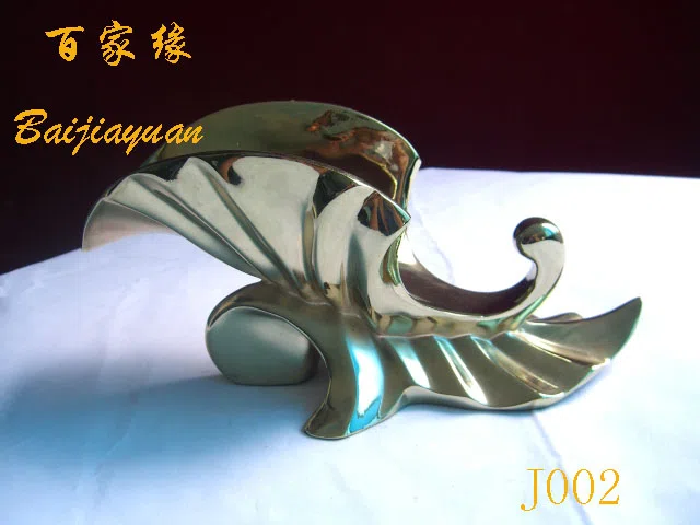 Статуэтки и скульптурный декор J002