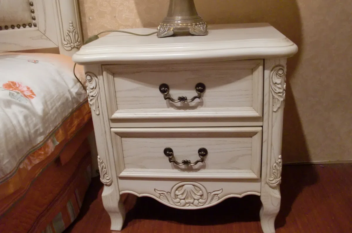 Cabinets, dressers and shelves 57EA85558D57