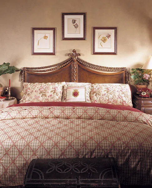 Beds and bedrooms 301