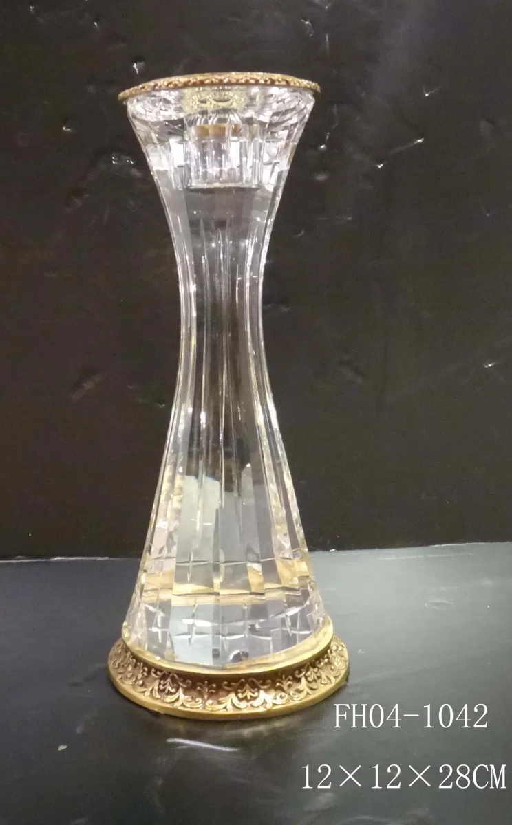 Candle holders and candelabras FH04-1042