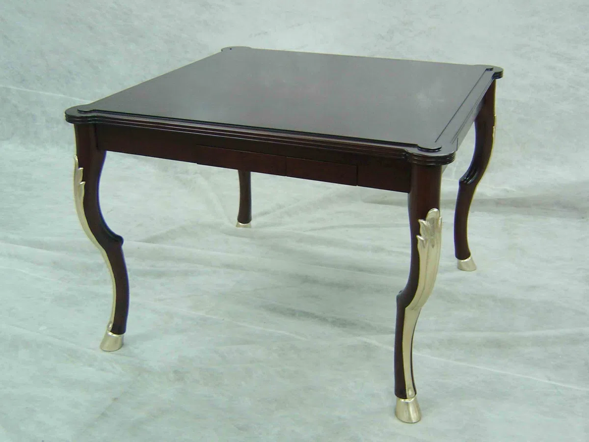 Tables, consoles and tabletops VH-TE1303