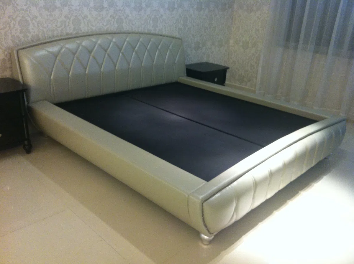 Beds and bedrooms IMG_6204