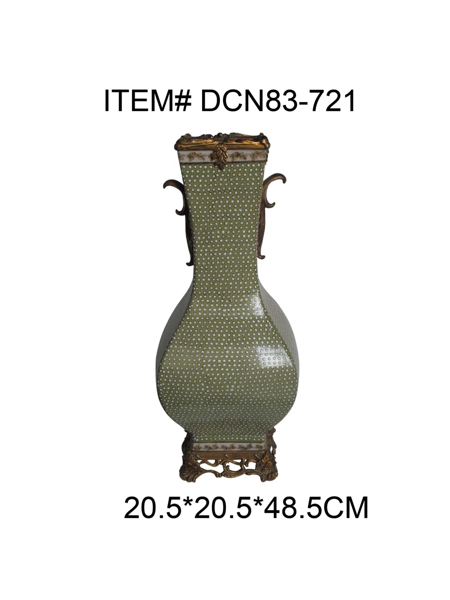Mixed catalogues and selections DCN83-721