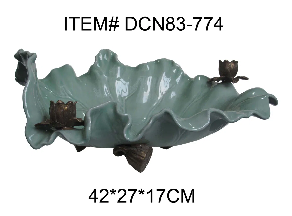 Статуэтки и скульптурный декор DCN83-774