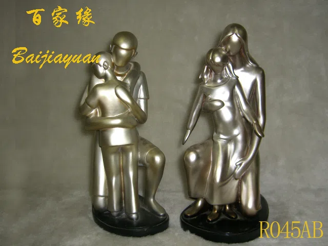 Статуэтки и скульптурный декор R045