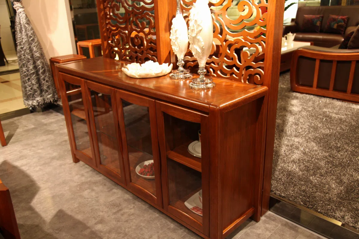 Tables, consoles and tabletops 6A8F5148E4AE