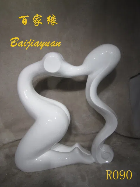 Статуэтки и скульптурный декор R090
