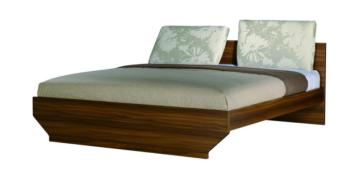 Beds and bedrooms B1021