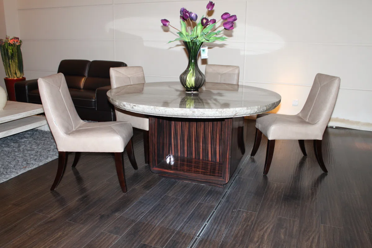 Tables, consoles and tabletops KD-042