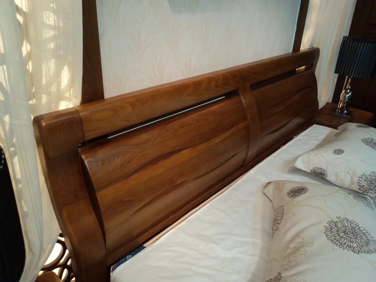Beds and bedrooms A1812