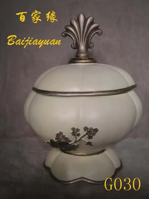 Вазы, кашпо и декоративные сосуды G030