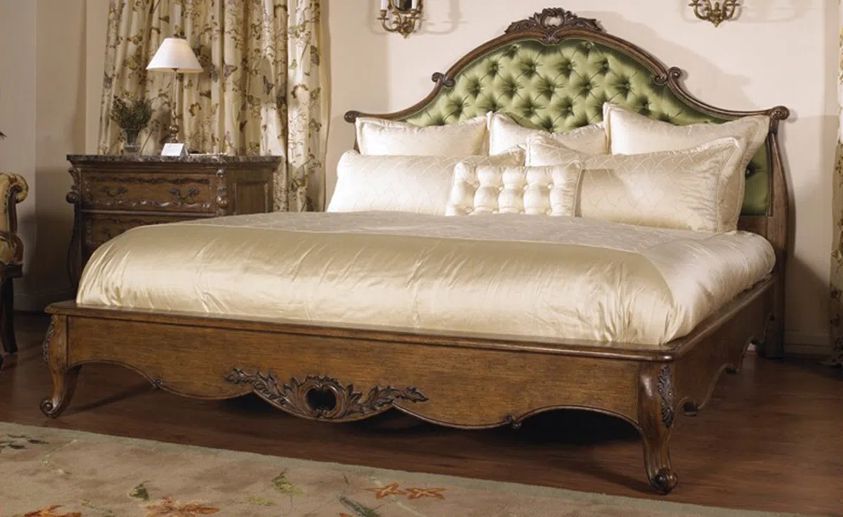 Beds and bedrooms 8230-78 + 8230-180.
