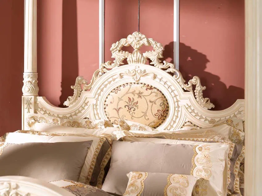 Beds and bedrooms 74A1D1798A81