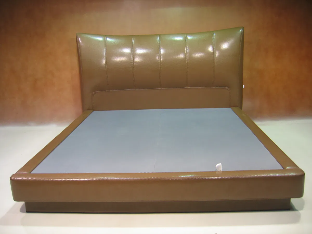 Beds and bedrooms AM-02Aa