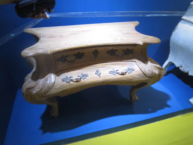 Tables, consoles and tabletops 73884