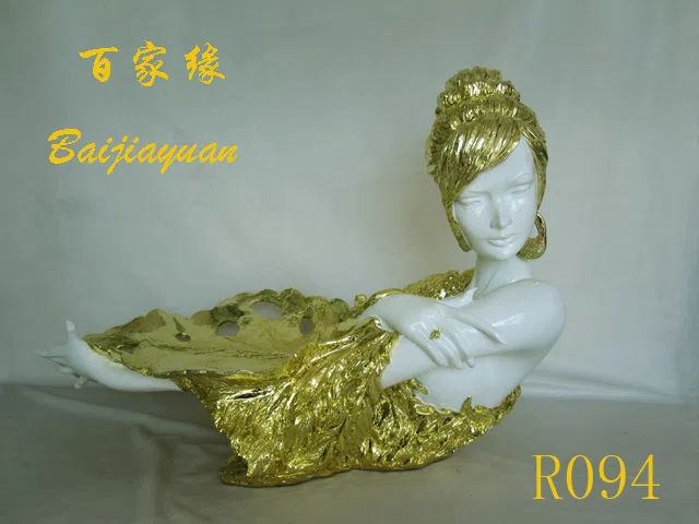 Статуэтки и скульптурный декор R094