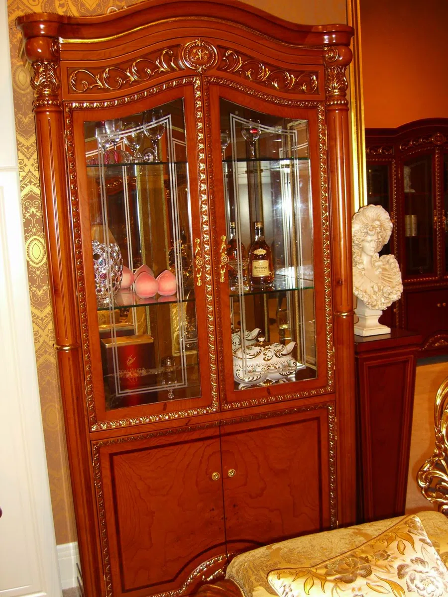 Cabinets, dressers and shelves 7BCA0E69E500