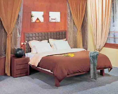 Beds and bedrooms 7CC17EDABF77