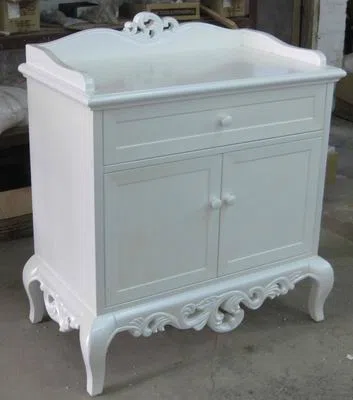 Cabinets, dressers and shelves N02-043-3