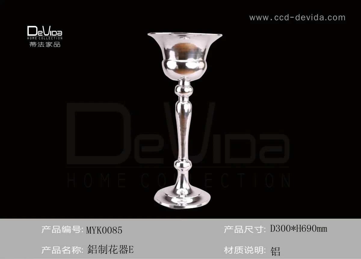 Candle holders and candelabras myk0085