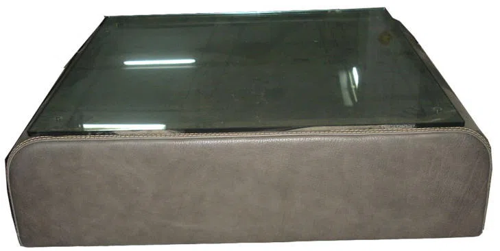 Tables, consoles and tabletops 7E1FBCAF5F7E