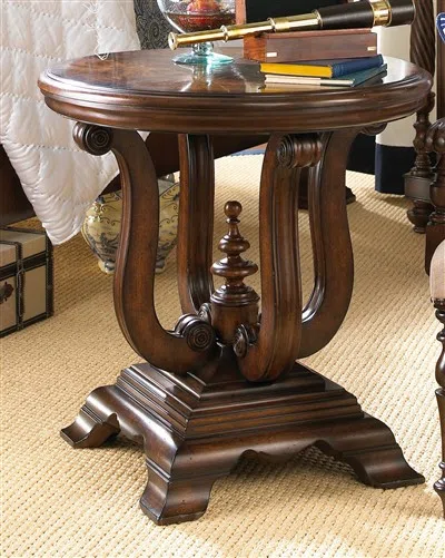 Tables, consoles and tabletops 720_970_fpo