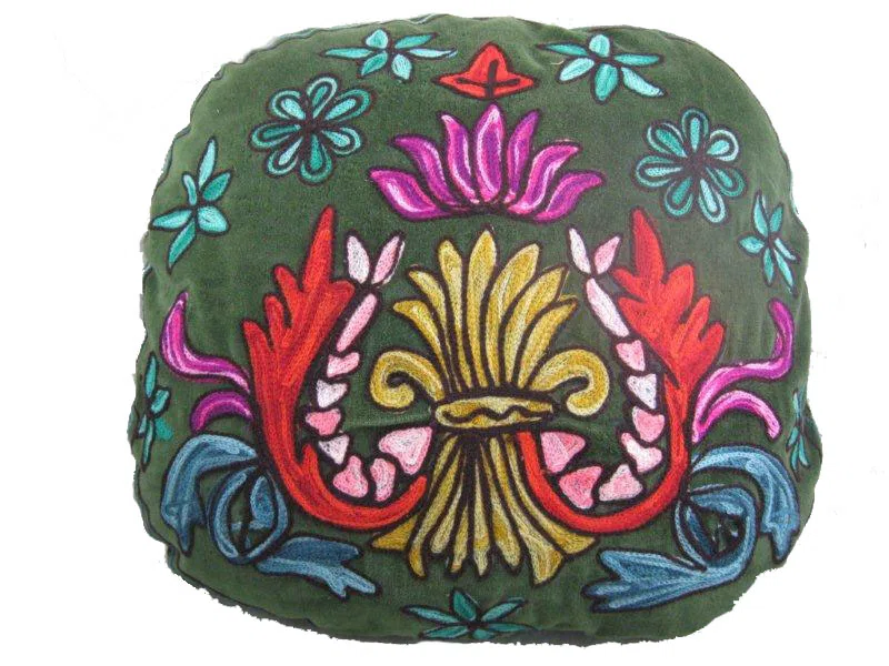 Decor and interior accessory selections 9072