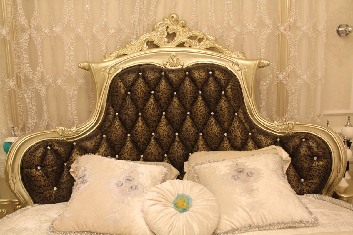 Beds and bedrooms 81E12C3ED11E