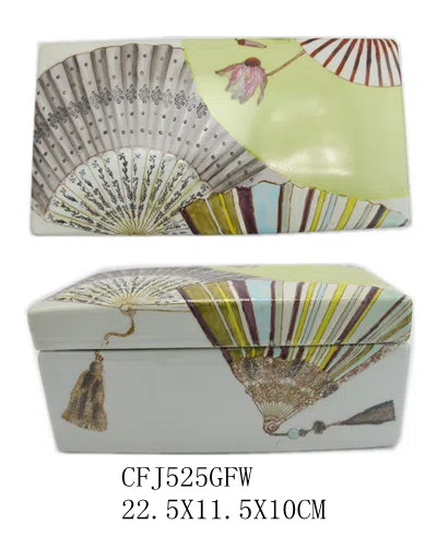 Mixed catalogues and selections CFJ525GFW