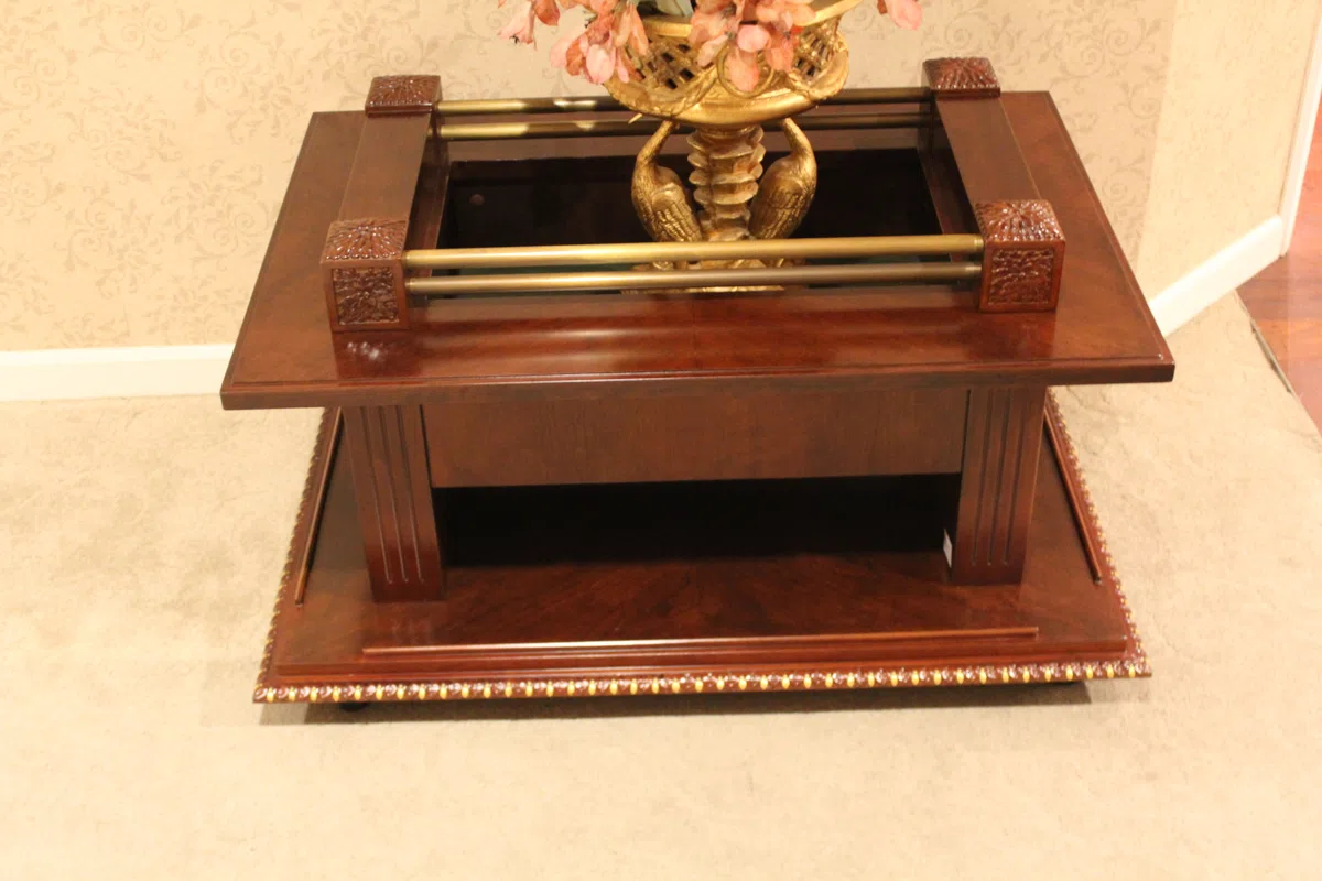 Tables, consoles and tabletops 843D5D9E297B