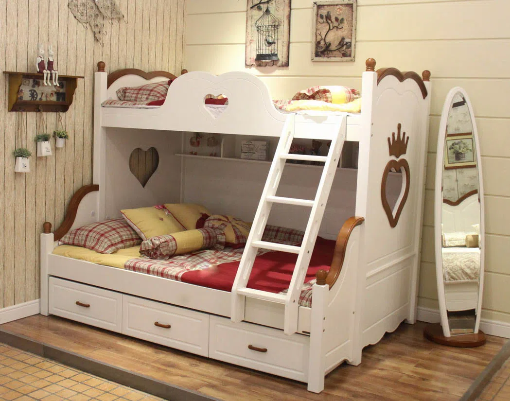 Beds and bedrooms 8L03