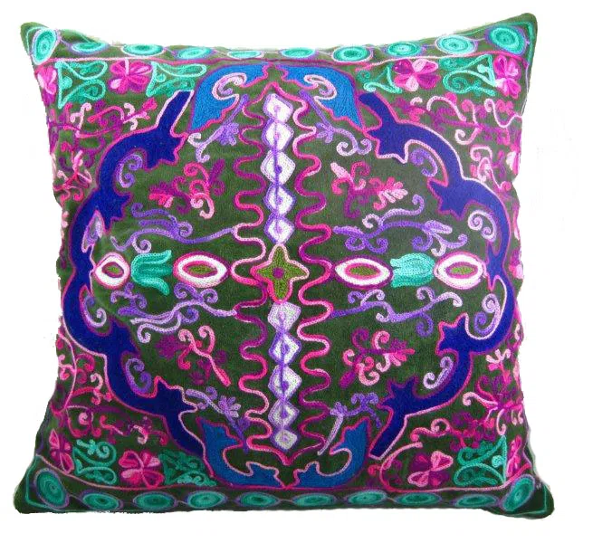 Textiles, curtains and cushions 9067