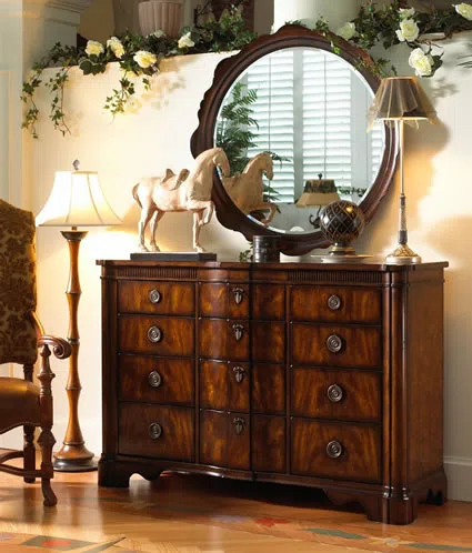 Cabinets, dressers and shelves R570-144-155