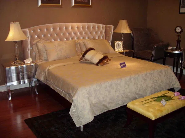 Beds and bedrooms A8706