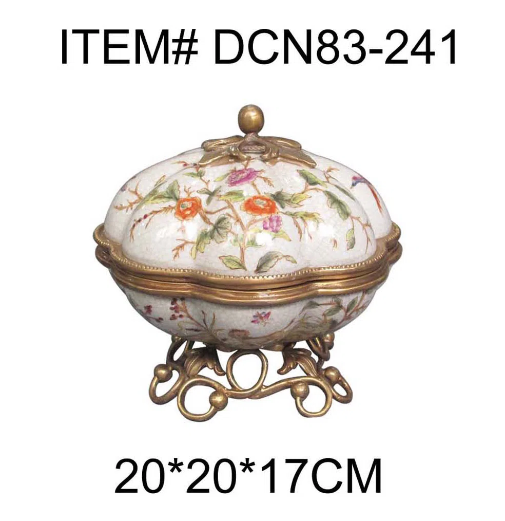 Decor and interior accessory selections DCN83-241