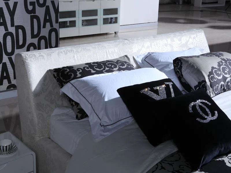 Beds and bedrooms PB0966