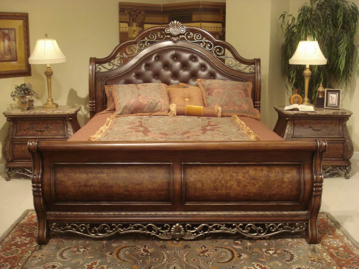 Beds and bedrooms 991