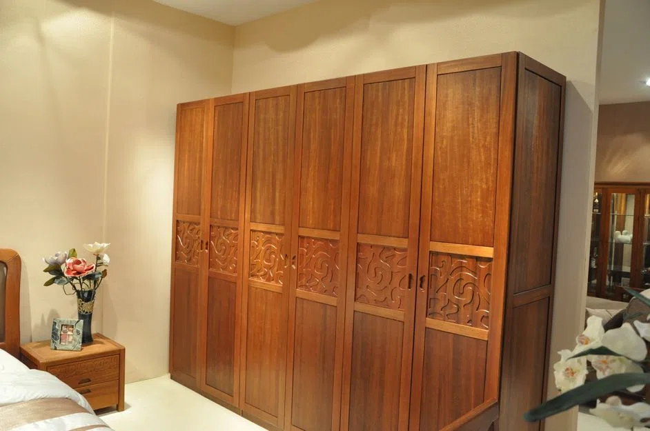 Cabinets, dressers and shelves D001