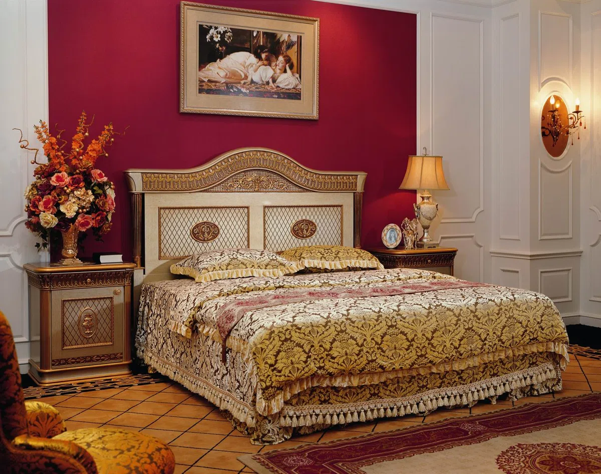 Beds and bedrooms 8C489B15017C